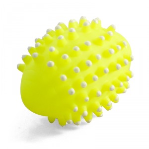 TRIOL 73051 Игрушка для собак из винила ”Мяч для регби с шипами”