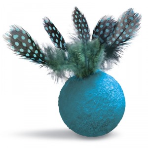 TRIOL Игрушка для кошек из войлока ”Мячик с перьями”